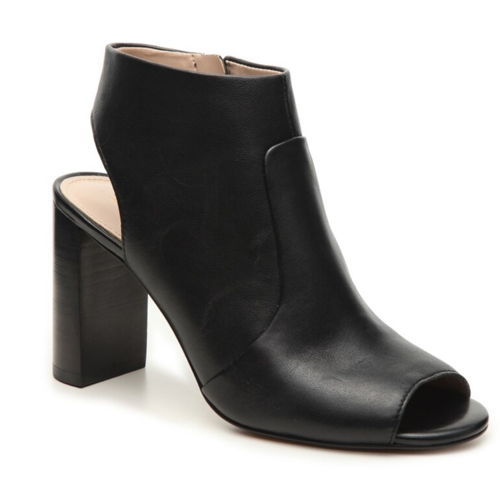 Sexy Essex Lane Colina Bootie
